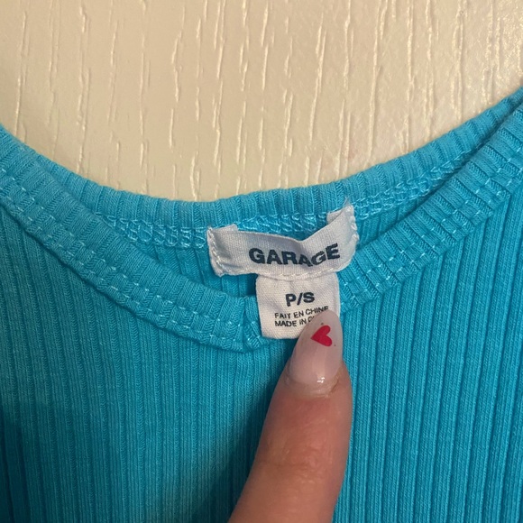 Garage crop top💙 - Picture 2 of 3